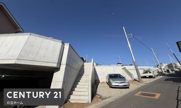 �_�ސ쌧���l�s����l�G����̐V�z��ˌ��Ă̑O�ʓ��H�܂ތ��n�ʐ^