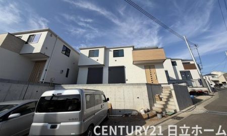 �_�ސ쌧���l�s����l�G����̐V�z��ˌ��Ă̑O�ʓ��H�܂ތ��n�ʐ^