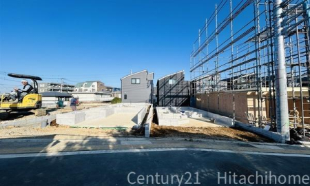 �_�ސ쌧���l�s�_�ސ�����ʂ̐V�z��ˌ��Ă̑O�ʓ��H�܂ތ��n�ʐ^