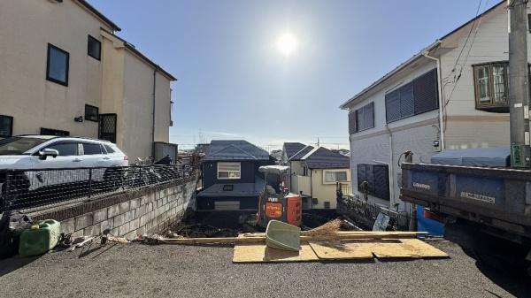 �_�ސ쌧���l�s���撆��1���ڂ̐V�z��ˌ��Ă̌��n�O�ώʐ^