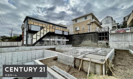 �_�ސ쌧���l�s�`���ڂ��J4���ڂ̐V�z��ˌ��Ă̑O�ʓ��H�܂ތ��n�ʐ^