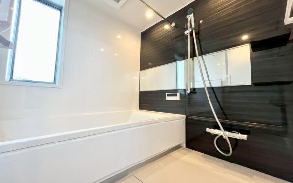 �_�ސ쌧���l�s���Z�c��4���ڂ̐V�z��ˌ��Ă̗���