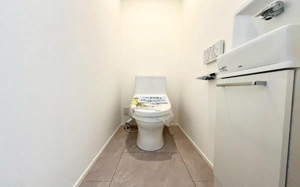 �_�ސ쌧���l�s���Z�c��4���ڂ̐V�z��ˌ��Ẵg�C��