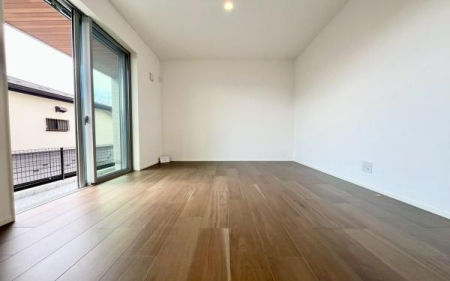 �_�ސ쌧���l�s���Z�c��4���ڂ̐V�z��ˌ��Ă̗m��