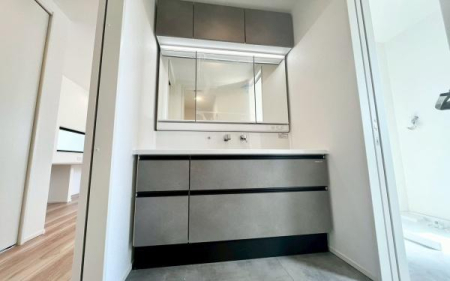 �_�ސ쌧���l�s���ʏ�4���ڂ̐V�z��ˌ��Ă̐��ʑ�E���ʏ�