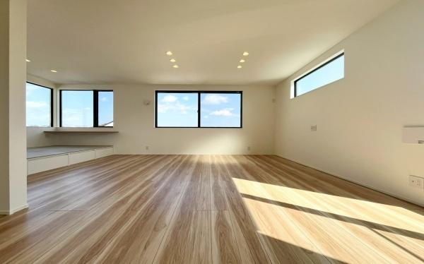 �_�ސ쌧���l�s���ʏ�4���ڂ̐V�z��ˌ��Ẵ��r���O