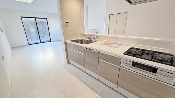 �_�ސ쌧���l�s�t��ᑐ��̐V�z��ˌ��ẴL�b�`��