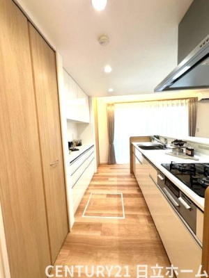 �_�ސ쌧���l�s�t��������u4���ڂ̐V�z��ˌ��Ẵ��r���O