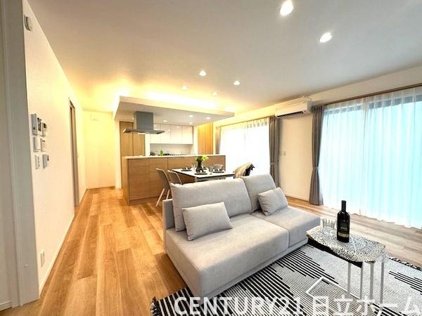 �_�ސ쌧���l�s�t��������u4���ڂ̐V�z��ˌ��Ẵ��r���O