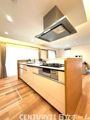 �_�ސ쌧���l�s�t��������u4���ڂ̐V�z��ˌ��ẴL�b�`��