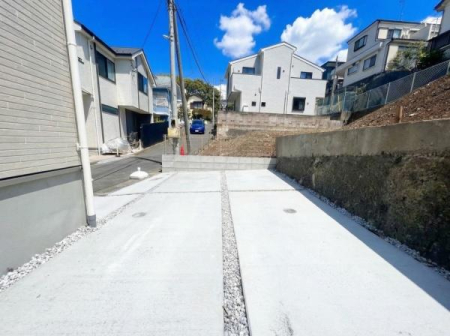 �_�ސ쌧���l�s�`�k��������̐V�z��ˌ��Ă̒��ԏ�