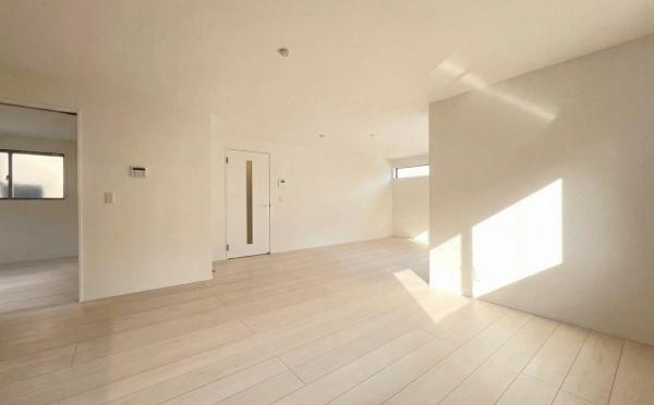 �_�ސ쌧���l�s�`�k��������̐V�z��ˌ��Ẵ��r���O