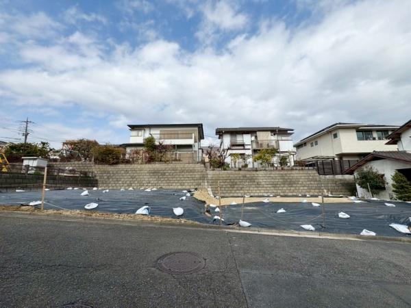 �_�ސ쌧���l�s�˒ˋ敽�˒��̐V�z��ˌ��Ă̌��n�O�ώʐ^