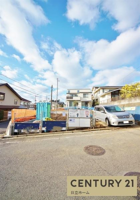 �_�ސ쌧���l�s���J�戢�v�a��2���ڂ̐V�z��ˌ��Ă̑O�ʓ��H�܂ތ��n�ʐ^