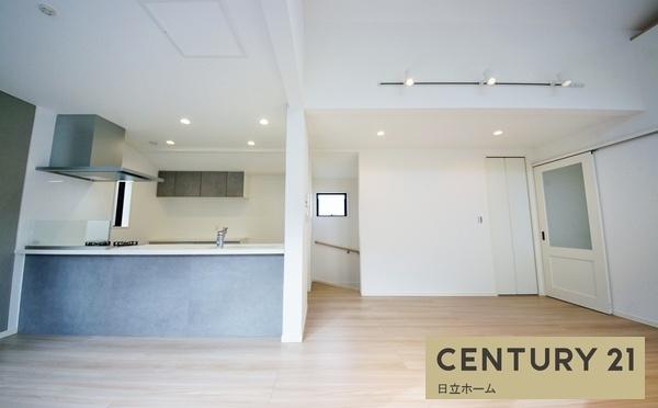 �_�ސ쌧���l�s���擌��]���u�̐V�z��ˌ��Ẵ��r���O