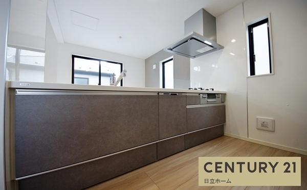 �_�ސ쌧���l�s���擌��]���u�̐V�z��ˌ��ẴL�b�`��