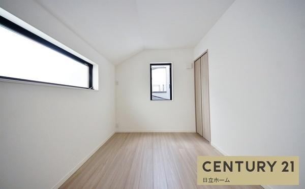 �_�ސ쌧���l�s���擌��]���u�̐V�z��ˌ��Ă̎q������