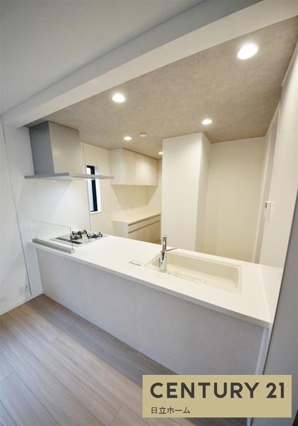 �_�ސ쌧���l�s���擌��]���u�̐V�z��ˌ��ẴL�b�`��