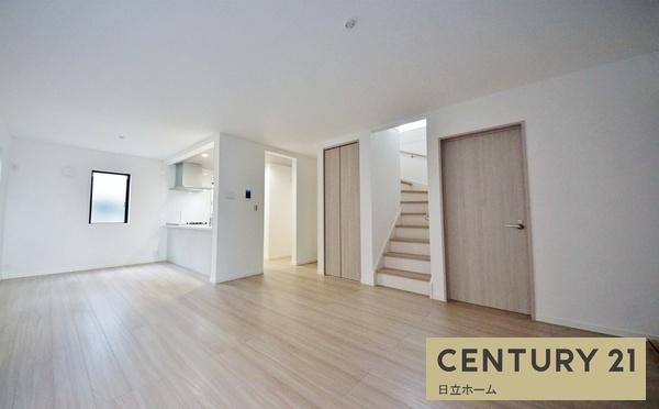 �_�ސ쌧���l�s���擌��]���u�̐V�z��ˌ��Ẵ��r���O