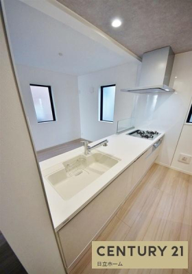 �_�ސ쌧���l�s���擌��]���u�̐V�z��ˌ��ẴL�b�`��