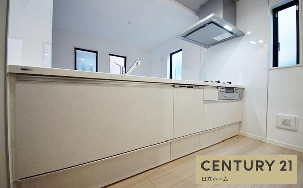 �_�ސ쌧���l�s���擌��]���u�̐V�z��ˌ��ẴL�b�`��