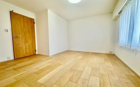 �_�ސ쌧���l�s����Ԗ咬2���ڂ̒��Ã}���V�����̐Q��