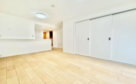 �_�ސ쌧���l�s����Ԗ咬2���ڂ̒��Ã}���V�����̃��r���O