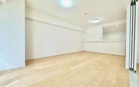 �_�ސ쌧���l�s����Ԗ咬2���ڂ̒��Ã}���V�����̃��r���O