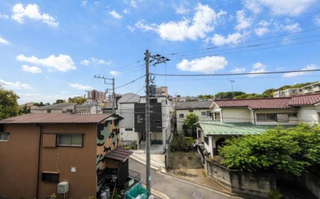 �_�ސ쌧���l�s�_�ސ��_�厛2���ڂ̒��Ã}���V�����̏Z�˂���̒��]�ʐ^