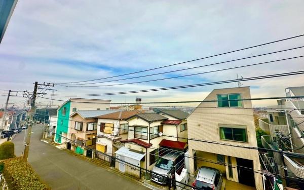 �_�ސ쌧���l�s�_�ސ�揼����2���ڂ̒��Ã}���V�����̏Z�˂���̒��]�ʐ^