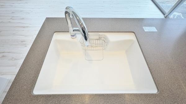 �_�ސ쌧���l�s�ۓy�P�J��쓇���̐V�z��ˌ��ẴL�b�`��