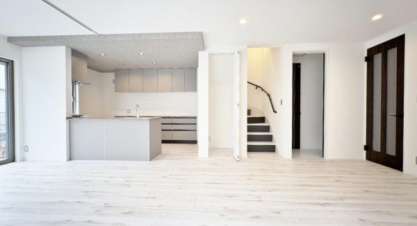 �_�ސ쌧���l�s�ۓy�P�J��쓇���̐V�z��ˌ��Ẵ��r���O