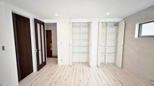 �_�ސ쌧���l�s�ۓy�P�J��쓇���̐V�z��ˌ��Ẵ��r���O