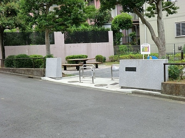 �_�ސ쌧���l�s���J�擌���̓y�n�̎��ӊ�