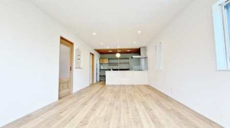 �_�ސ쌧���l�s�˒ˋ敽�˒��̐V�z��ˌ��Ẵ��r���O