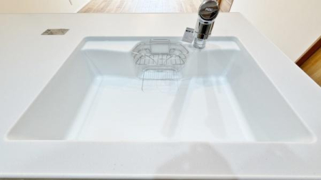 �_�ސ쌧���l�s�˒ˋ敽�˒��̐V�z��ˌ��ẴL�b�`��