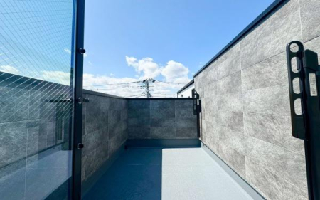 �_�ސ쌧���l�s����{�q���̒��È�ˌ��Ẵo���R�j�[