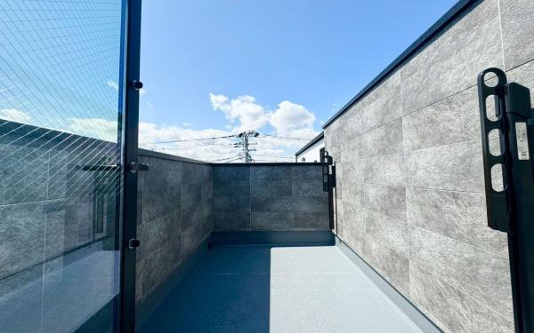 �_�ސ쌧���l�s����{�q���̒��È�ˌ��Ẵo���R�j�[