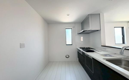 �_�ސ쌧���l�s����{�q���̒��È�ˌ��ẴL�b�`��