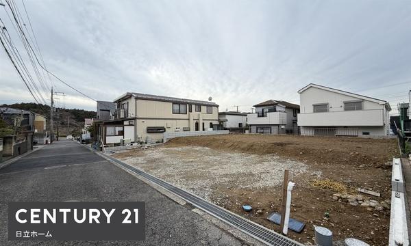 �_�ސ쌧���l�s�h����c���̐V�z��ˌ��Ă̑O�ʓ��H�܂ތ��n�ʐ^