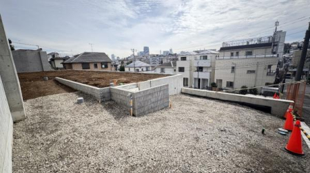 �_�ސ쌧���l�s�_�ސ��O�c�򉺒��̐V�z��ˌ��Ă̂��̑����n