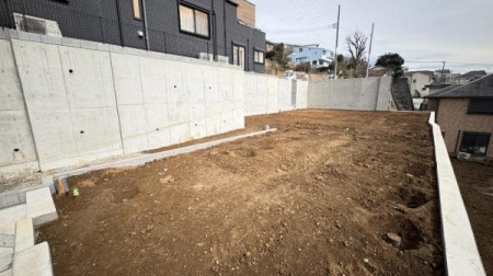 �_�ސ쌧���l�s�_�ސ��O�c�򉺒��̐V�z��ˌ��Ă̂��̑����n