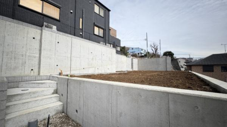 �_�ސ쌧���l�s�_�ސ��O�c�򉺒��̐V�z��ˌ��Ă̂��̑����n