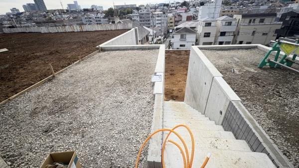 �_�ސ쌧���l�s�_�ސ��O�c�򉺒��̐V�z��ˌ��Ă̂��̑����n