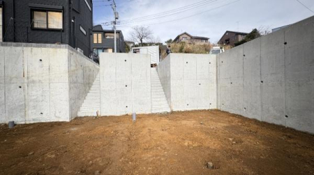 �_�ސ쌧���l�s�_�ސ��O�c�򉺒��̐V�z��ˌ��Ă̂��̑����n