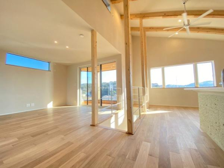 �_�ސ쌧���q�s����2���ڂ̐V�z��ˌ��Ẵ��r���O