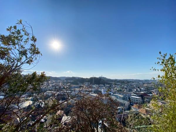 �_�ސ쌧���q�s����2���ڂ̐V�z��ˌ��Ă̏Z�˂���̒��]�ʐ^