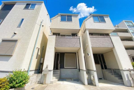 �_�ސ쌧���l�s�t�揼����̒��È�ˌ��Ă̌��n�O�ώʐ^