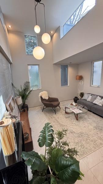 �_�ސ쌧���l�s�_�ސ��ؒ��̐V�z��ˌ��Ẵ��r���O