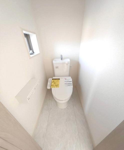 �_�ސ쌧���l�s�_�ސ��O�c��쒬�̐V�z��ˌ��Ẵg�C��